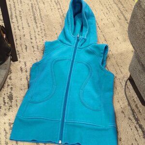 Lululemon Suns out Guns out Blue Vest